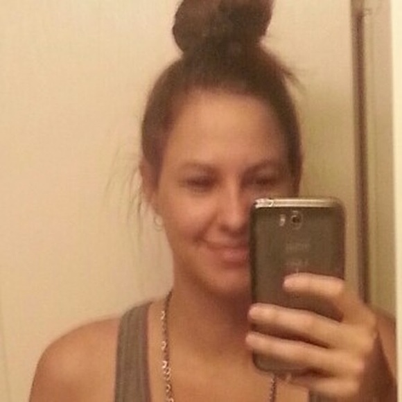 Meet your Posher, Amber - Picture 1 of 1